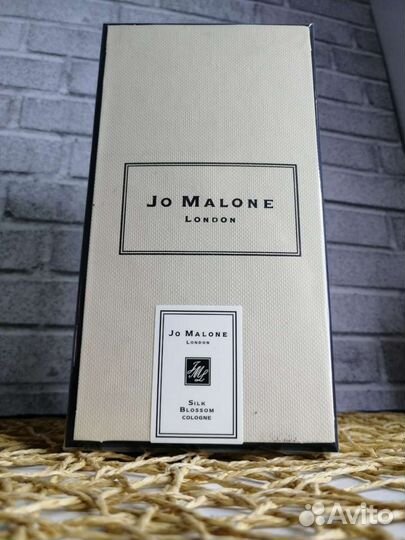 Туалетная вода Silk Blossom Jo Malone London
