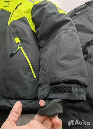 Костюм горнолыжный зимний новый 134,140