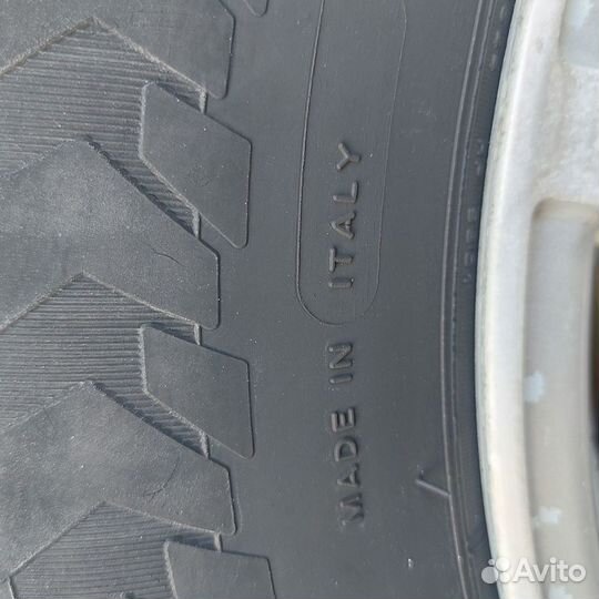 Michelin Agilis 51 Snow-Ice 205/65 R15C 102