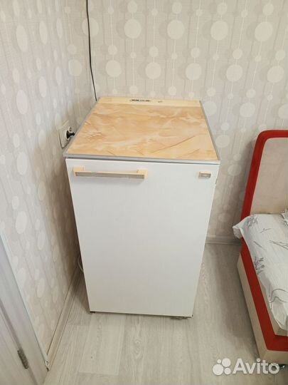 Продам морозильную камеру