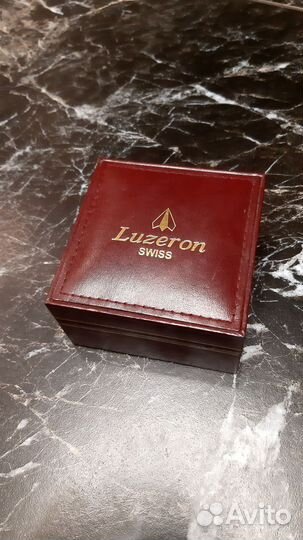 Наручные часы luseron