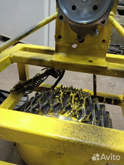 Детский снегокат с мотором