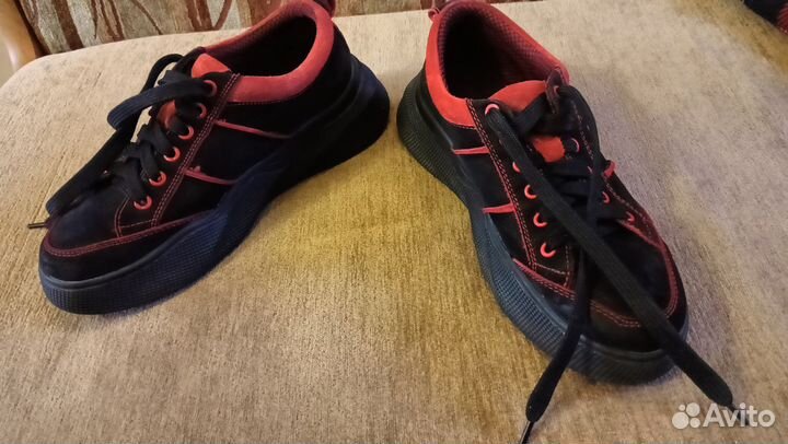 Кроссовки 37