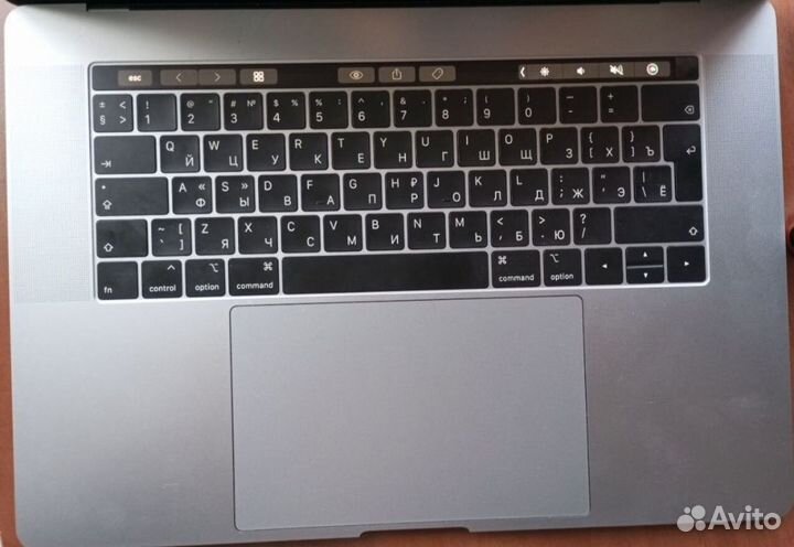 Apple MacBook Pro 15 2019 i9/radeon 4gb/16Gb/512Gb