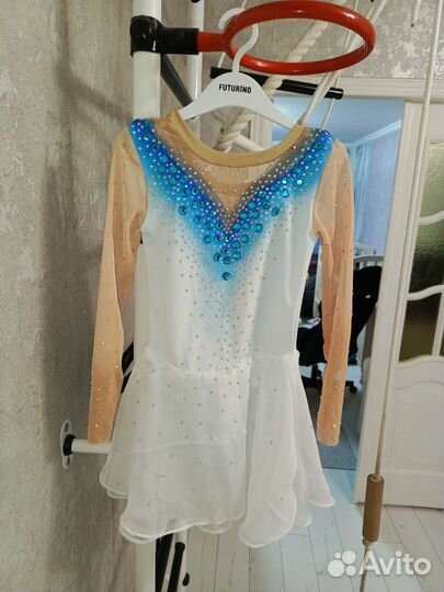 Костюм для фигурного катания пакетом 134 140