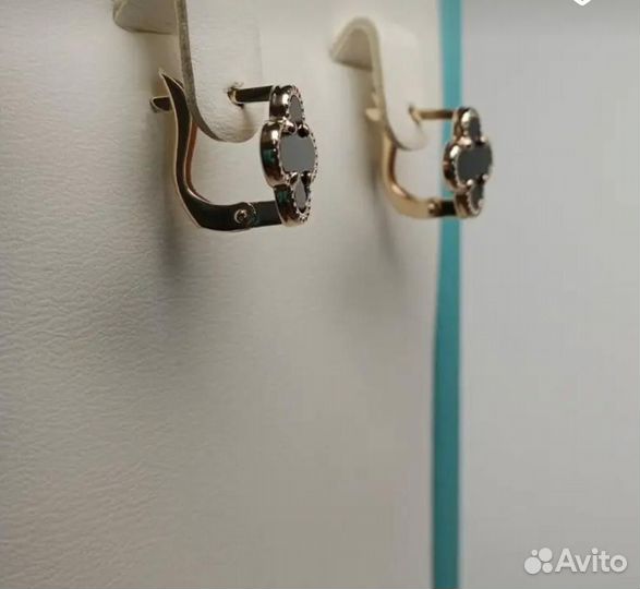 Серьги золотые новые
