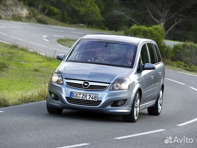 Лобовое стекло Opel Zafira B Установка