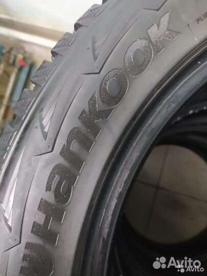 Hankook Winter I'Pike 235/55 R18