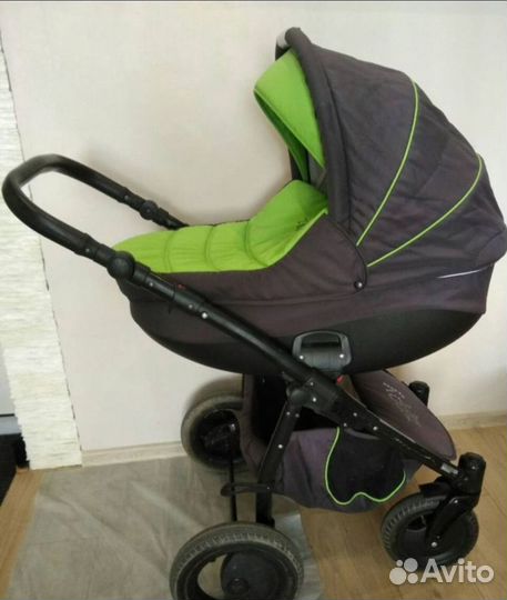 Коляска 2 в 1 tutis zippy