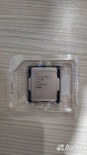 Процессор Intel Core i3-12100F