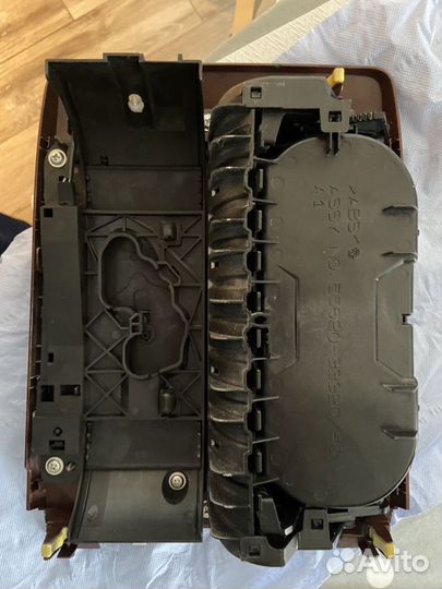 Декоративная накладка на акп Toyota