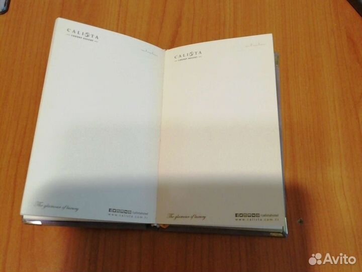 Блокноты с ручками