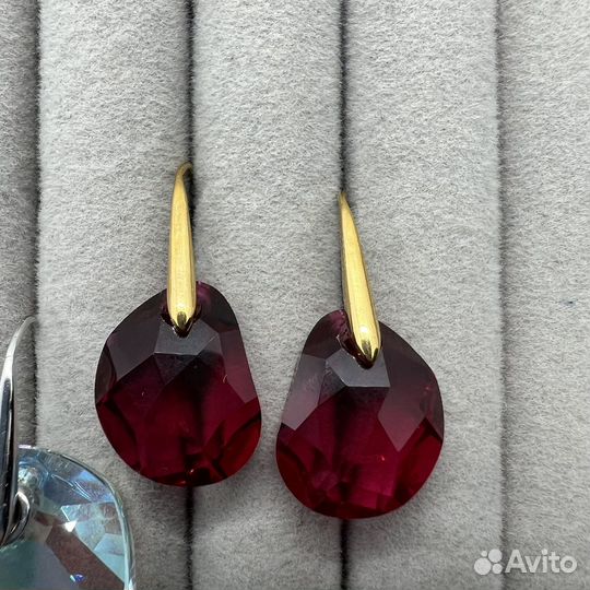 Swarovski Galet красные