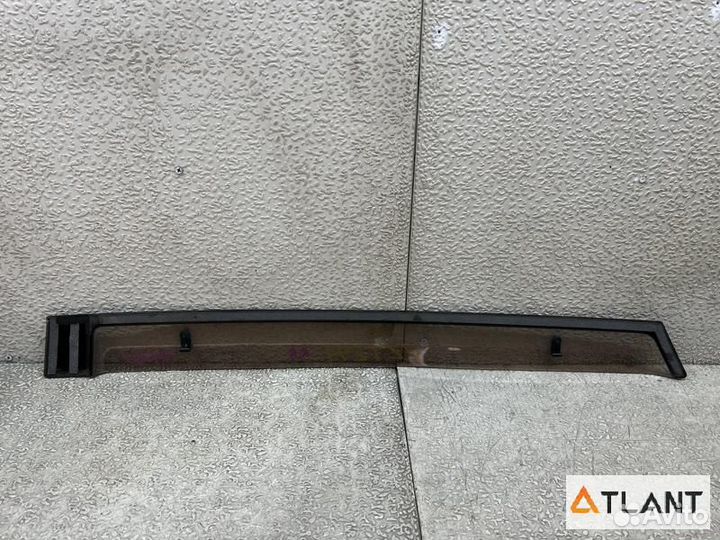 Ветровик задний правый toyota caldina