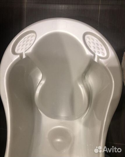 Ванночка для купания с горкой