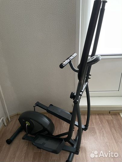 Эллиптический тренажер torneo