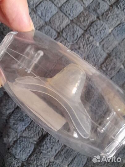 Накладки на грудь avent