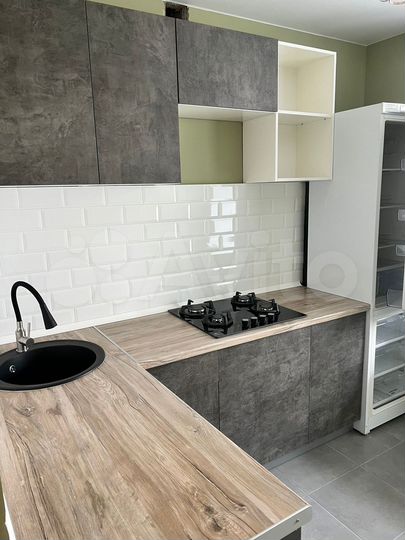 2-к. квартира, 48 м², 9/9 эт.