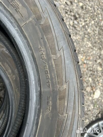 Goodyear UltraGrip Ice 215/60 R17 96T