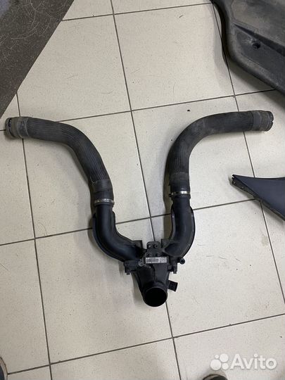 Патрубок Maserati 670003620