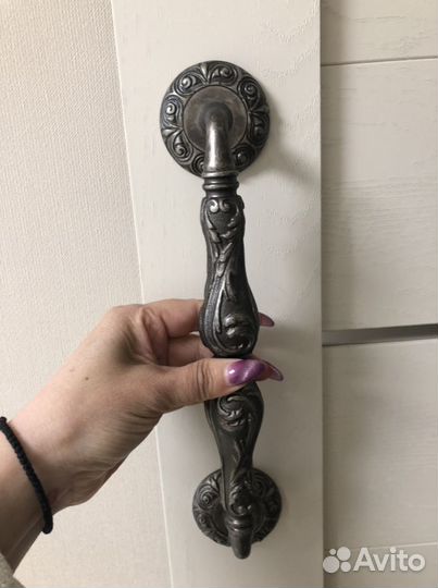 Дверные ручки скобы Италия