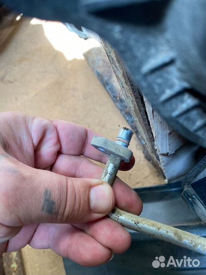 Трубка кондиционера рено логан 1