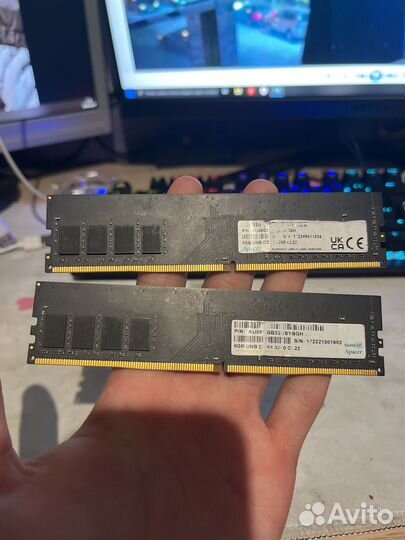 Оперативная память 2 плашки ddr4 каждая по 8gb