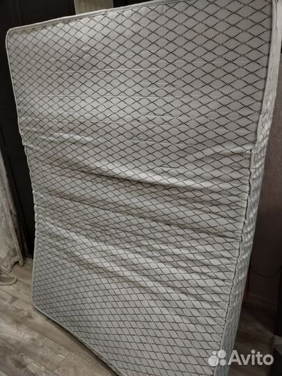 Матрас 140х200 бу