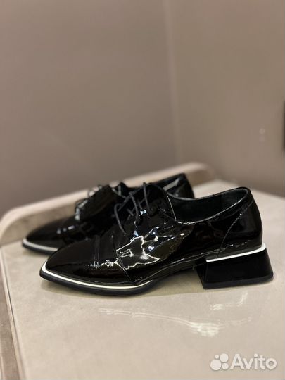 Обувь женская 37 размер туфли