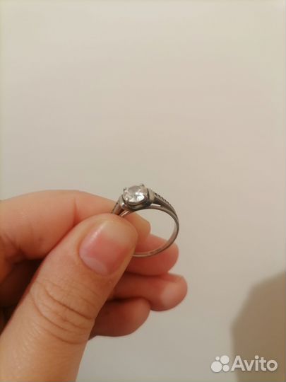 Серебряное кольцо