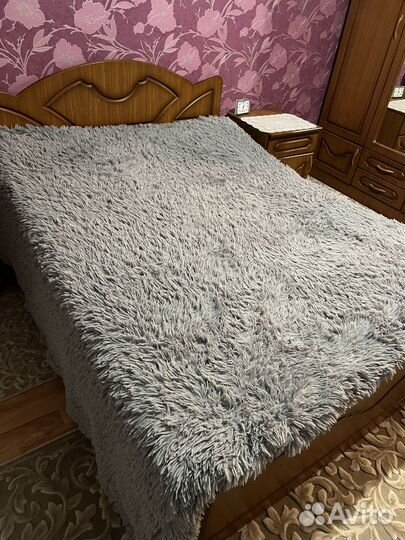 Кровать