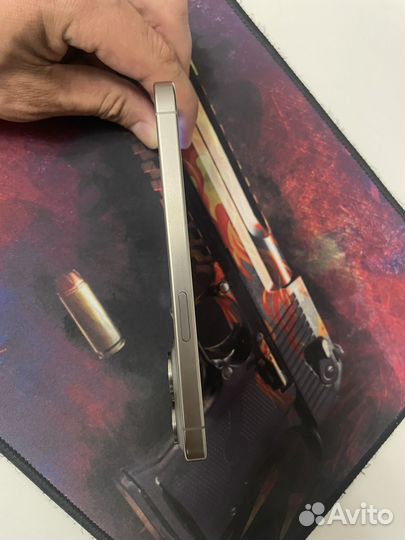 iPhone 15 Pro, 128 ГБ
