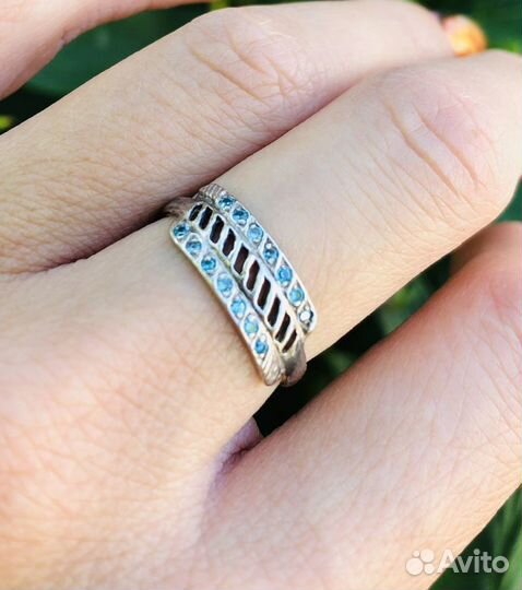 Серебряное кольцо