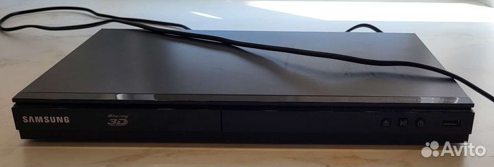Blu ray плеер Samsung BD E5500
