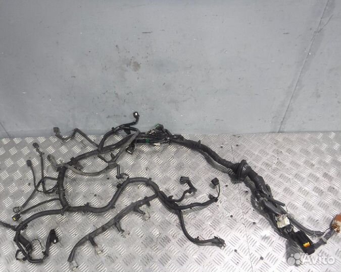 Коса моторная Nissan Qashqai j10 Juke hr16de