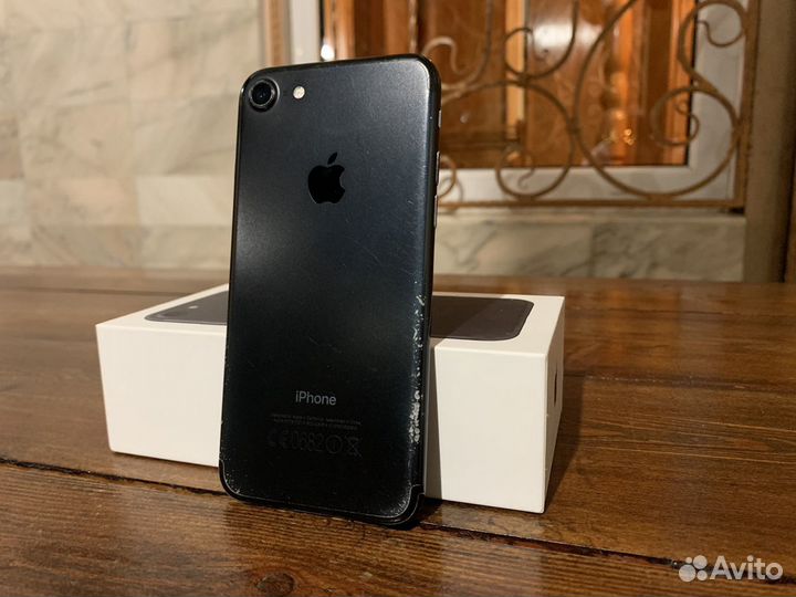 iPhone 7, 32 ГБ