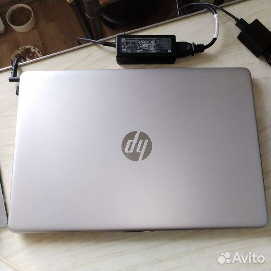 Ноутбук HP новенький i3-1125g4