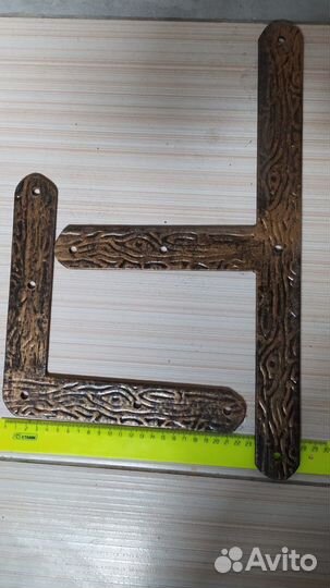 Уголок - накладка на двери и ворота- комплект 4 шт