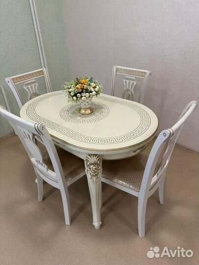 Столы и стулья новые