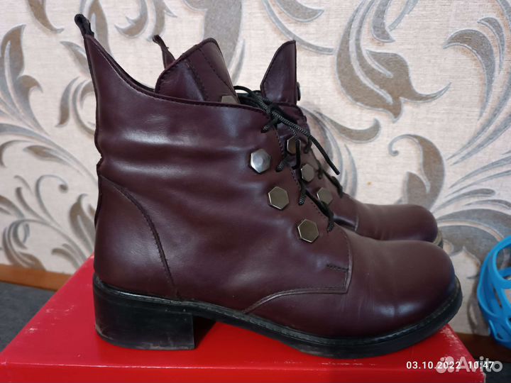 Ботинки женские 38 размера
