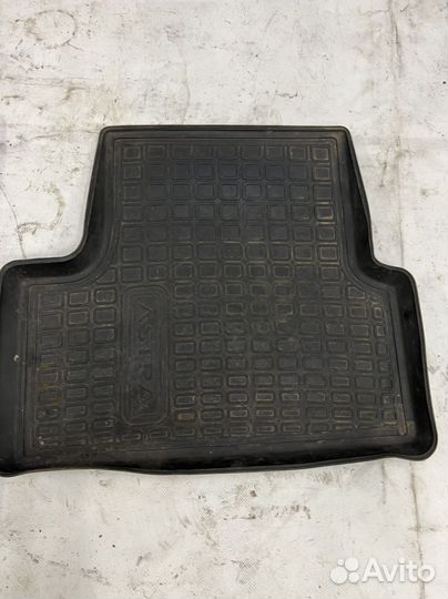 Левый передний задний коврик салона opel astra j