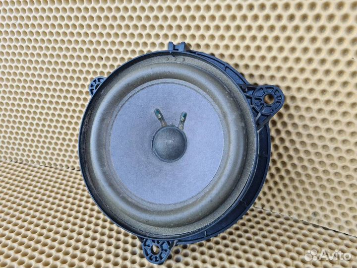 Динамик Infiniti Qx56 Qx80 Z62