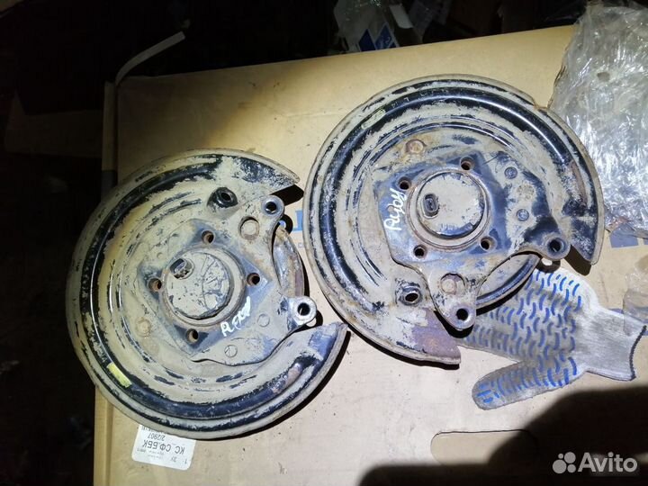 Задние щитки тормозных дисков королла 120