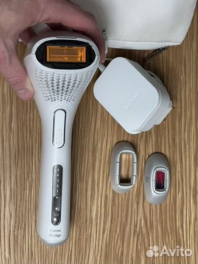 Фотоэпилятор Philips Lumea SC2007