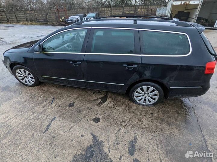 Ступица передняя правая Volkswagen Passat B6 2007