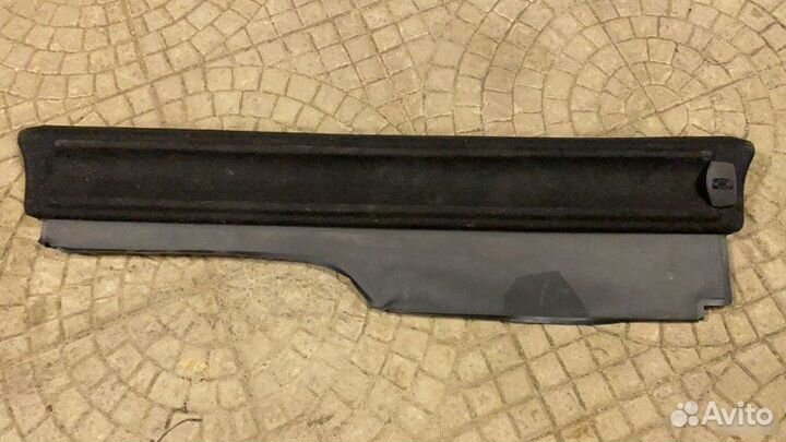 Шторка багажника Land Rover Discovery 3 L319