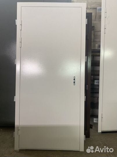 Дверь входная металлическая