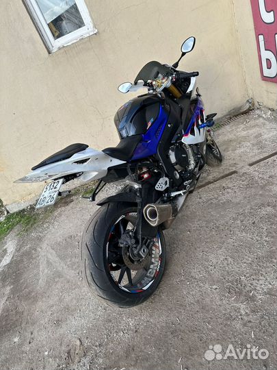 BMW S1000RR