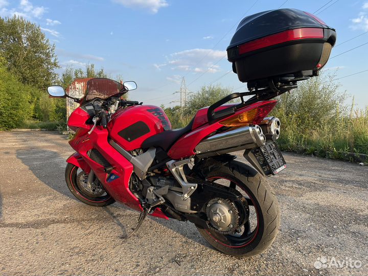 Honda VFR 800, 2002