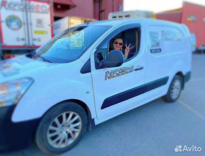 Водитель на Ford Transit в Ozon